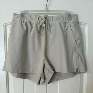 Old Navy Shorts in “Bone”- Large